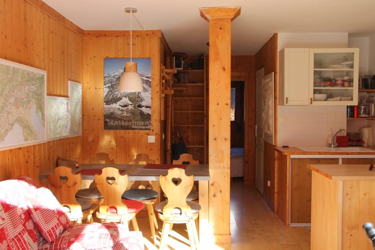 Comfortable Apartment With Terrace In Chamonix Bagian luar foto