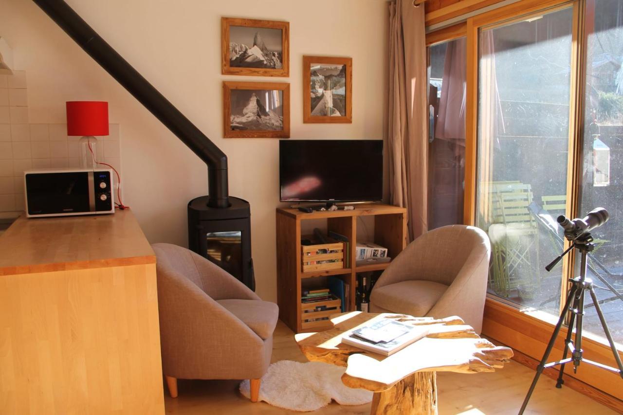 Comfortable Apartment With Terrace In Chamonix Bagian luar foto